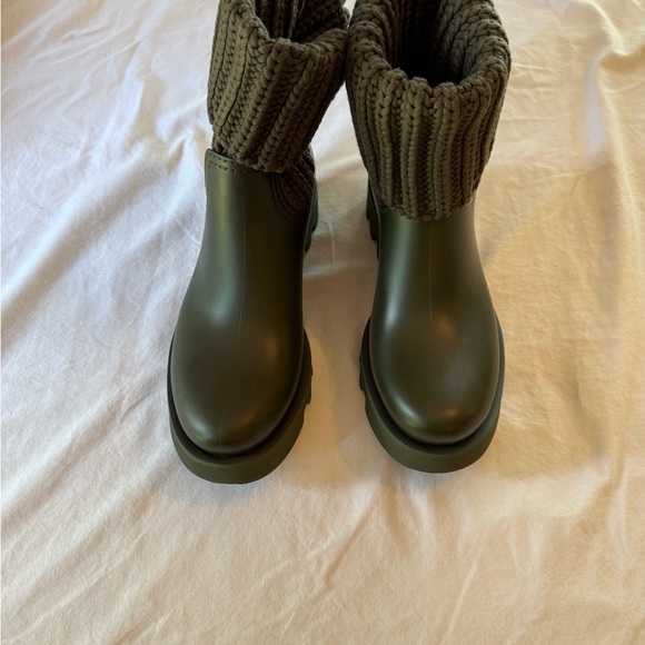 Moncler Olive Rubber Boots with Knit Cuff - Picture 3 of 5